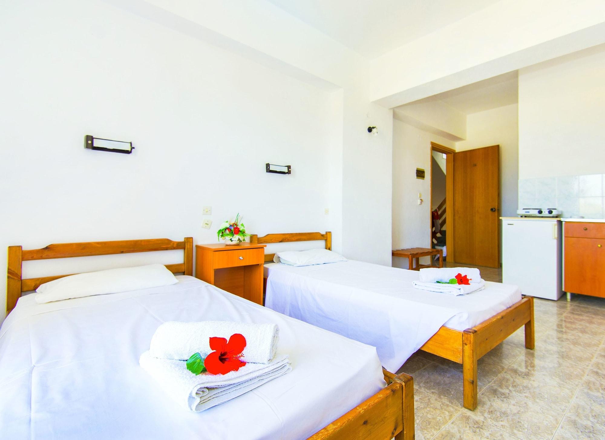 Butterfly Studios, Faliraki Luaran gambar