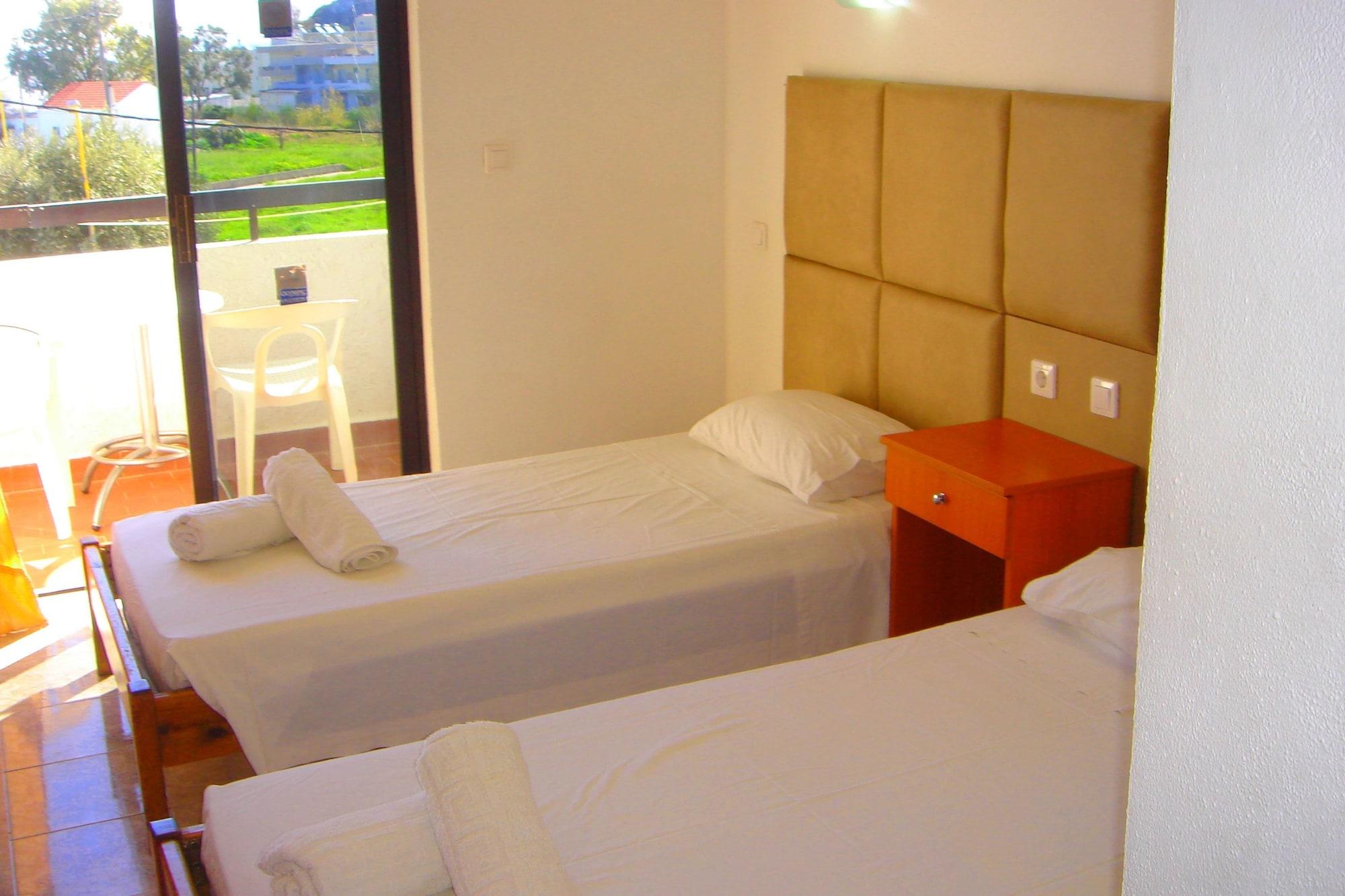 Butterfly Studios, Faliraki Luaran gambar