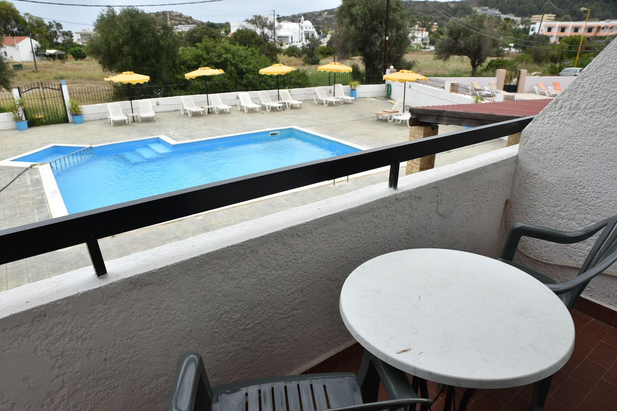 Butterfly Studios, Faliraki Luaran gambar