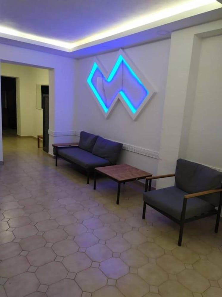 Butterfly Studios, Faliraki Luaran gambar