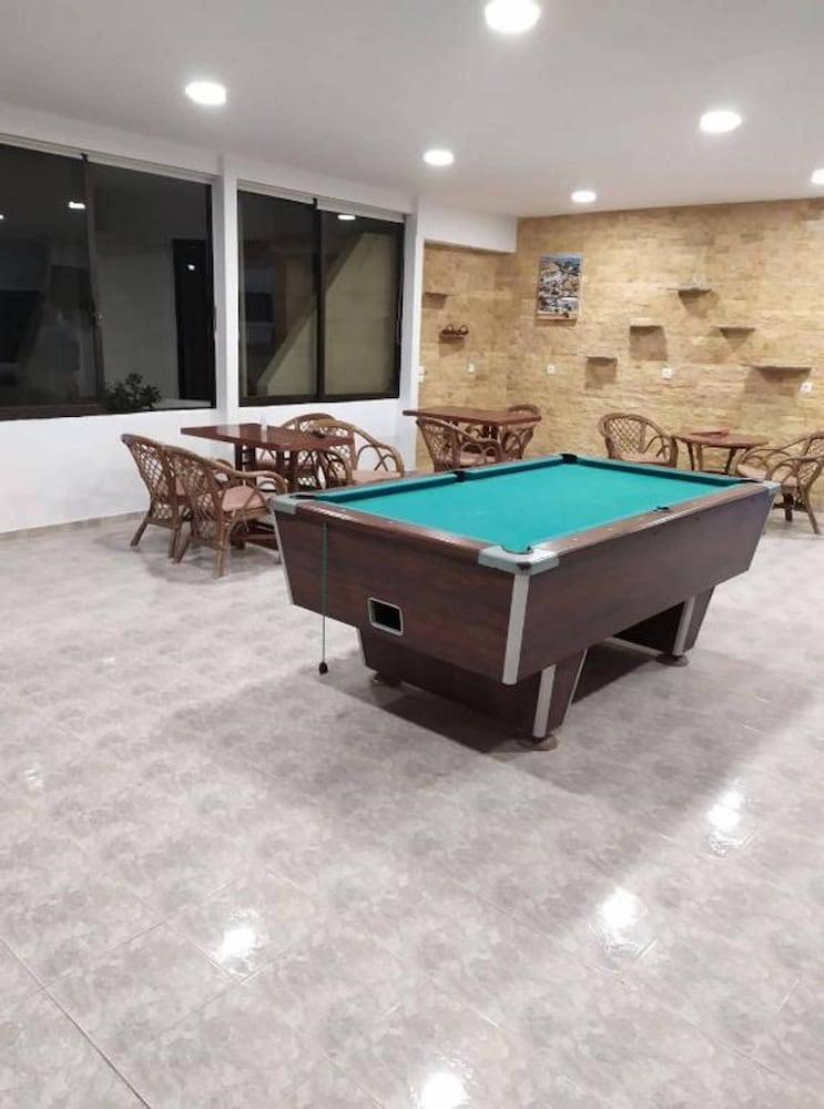 Butterfly Studios, Faliraki Luaran gambar