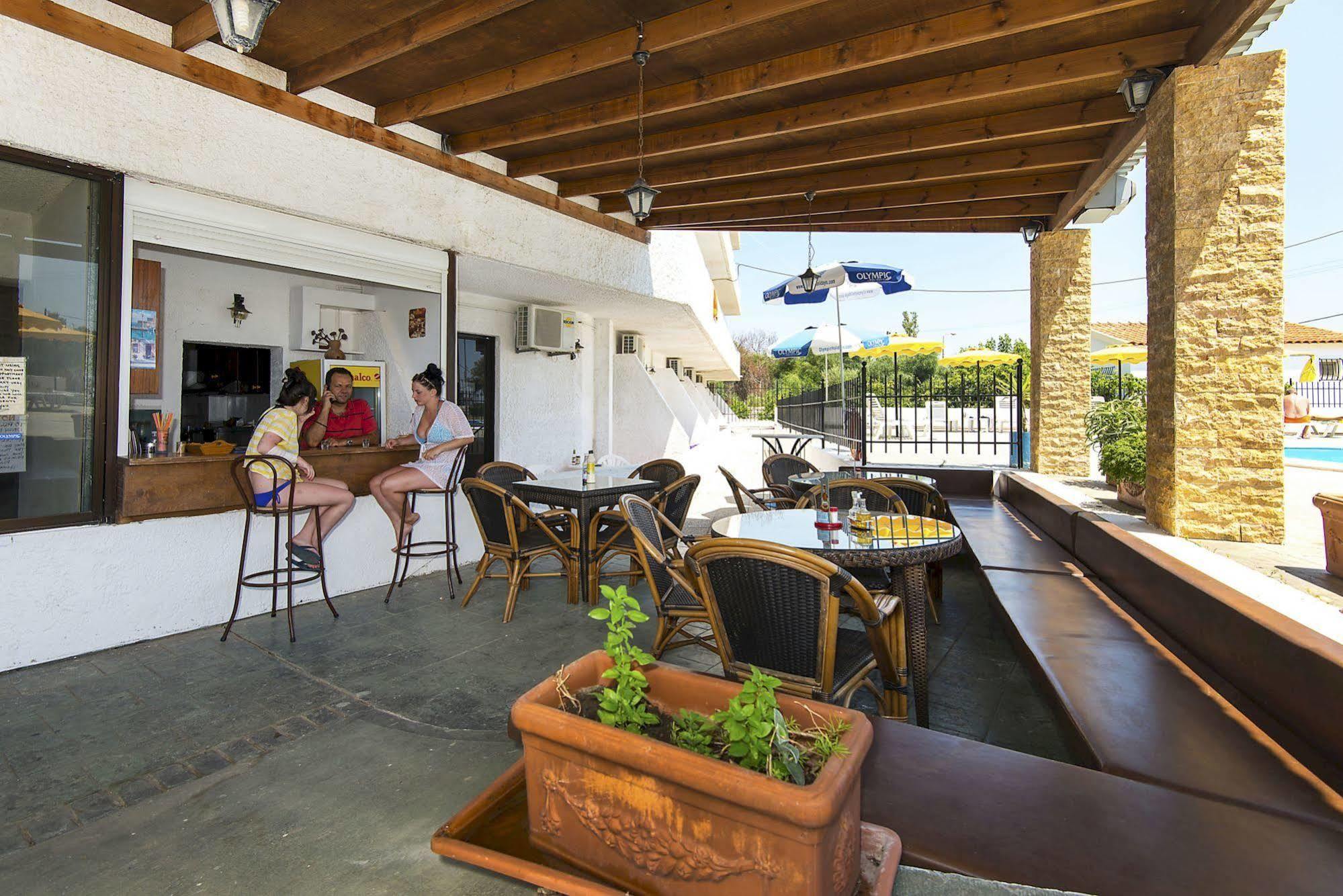 Butterfly Studios, Faliraki Luaran gambar